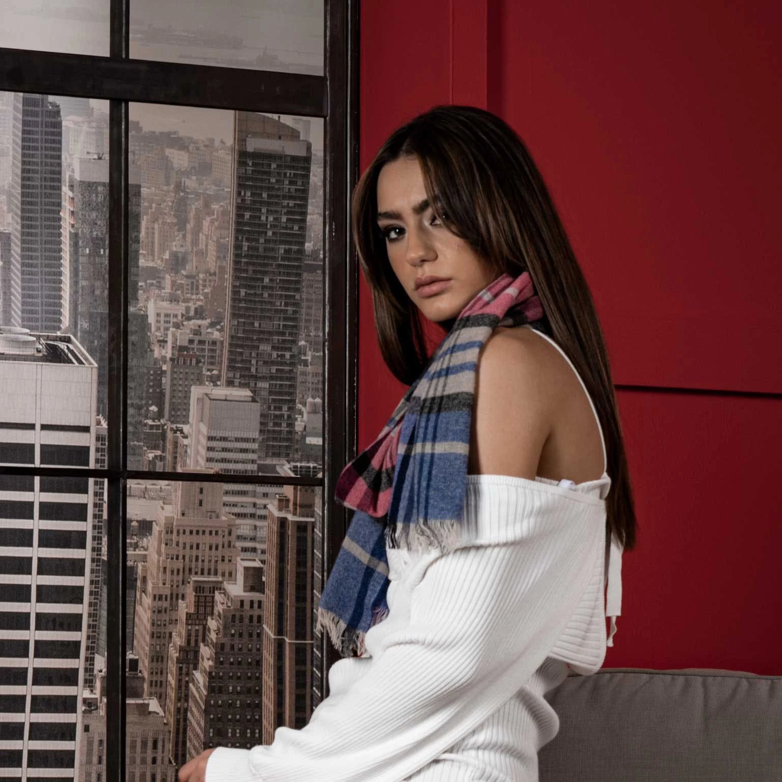 Elizabetta Bolzano Pink & Blue Cashmere Scarf Shawl 4 Elizabetta Bolzano Pink & Blue Cashmere Scarf Shawl - Image 2