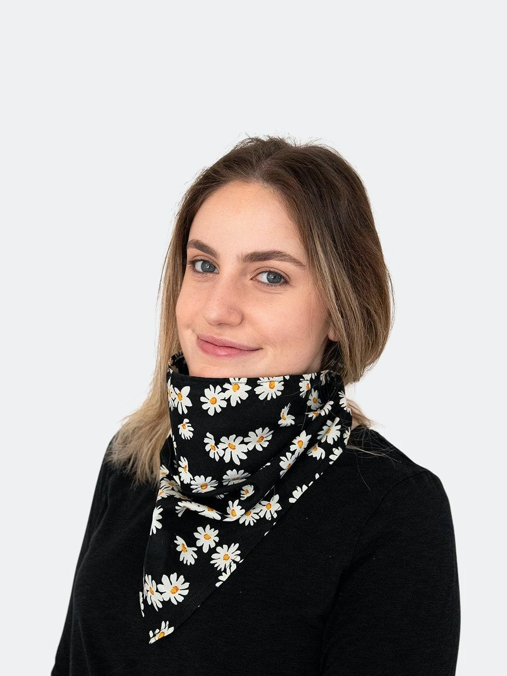 Saachi Style Daisy Bandana With Filter 6 Saachi Style Daisy Bandana With Filter - Image 4