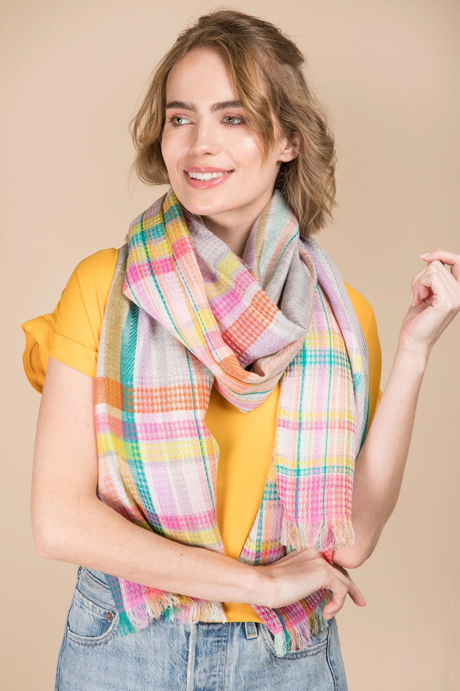 Saachi Style Happy Plaid Scarf 3 Saachi Style Happy Plaid Scarf