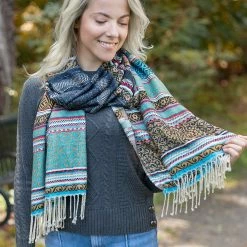 Saachi Style Classic Fringe Scarf