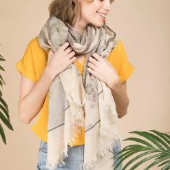 Saachi Style Haryana Scarf