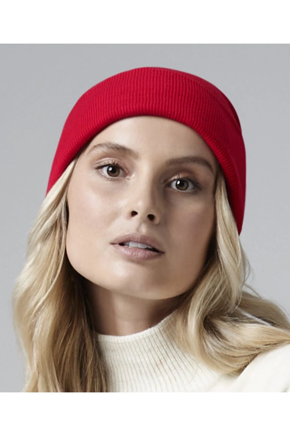 Beechfield Unisex Adult Original Cuffed Organic Cotton Beanie (Classic Red) 4 Beechfield Unisex Adult Original Cuffed Organic Cotton Beanie (Classic Red) - Image 2