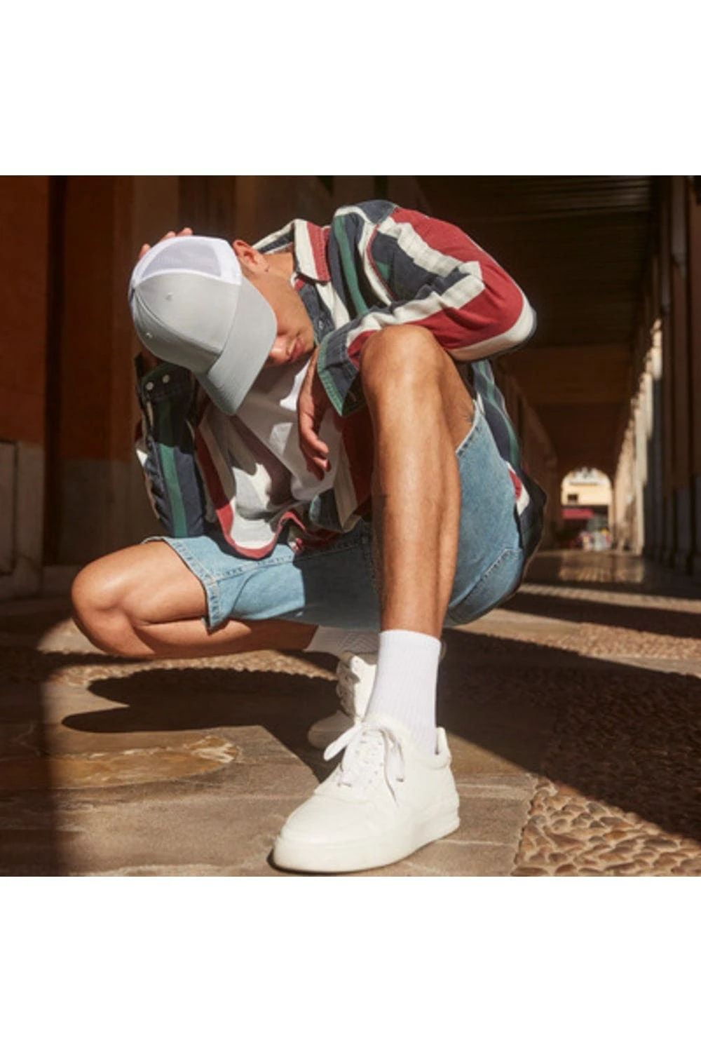 Beechfield Urbanwear Trucker Cap (Light Grey/White) 5 Beechfield Urbanwear Trucker Cap (Light Grey/White) - Image 3